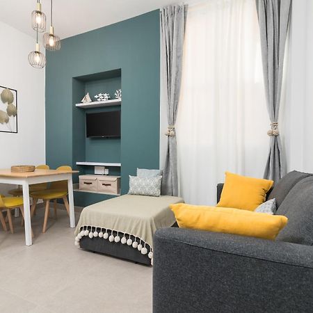 Suite Homes Alice Valentin Малага Екстериор снимка