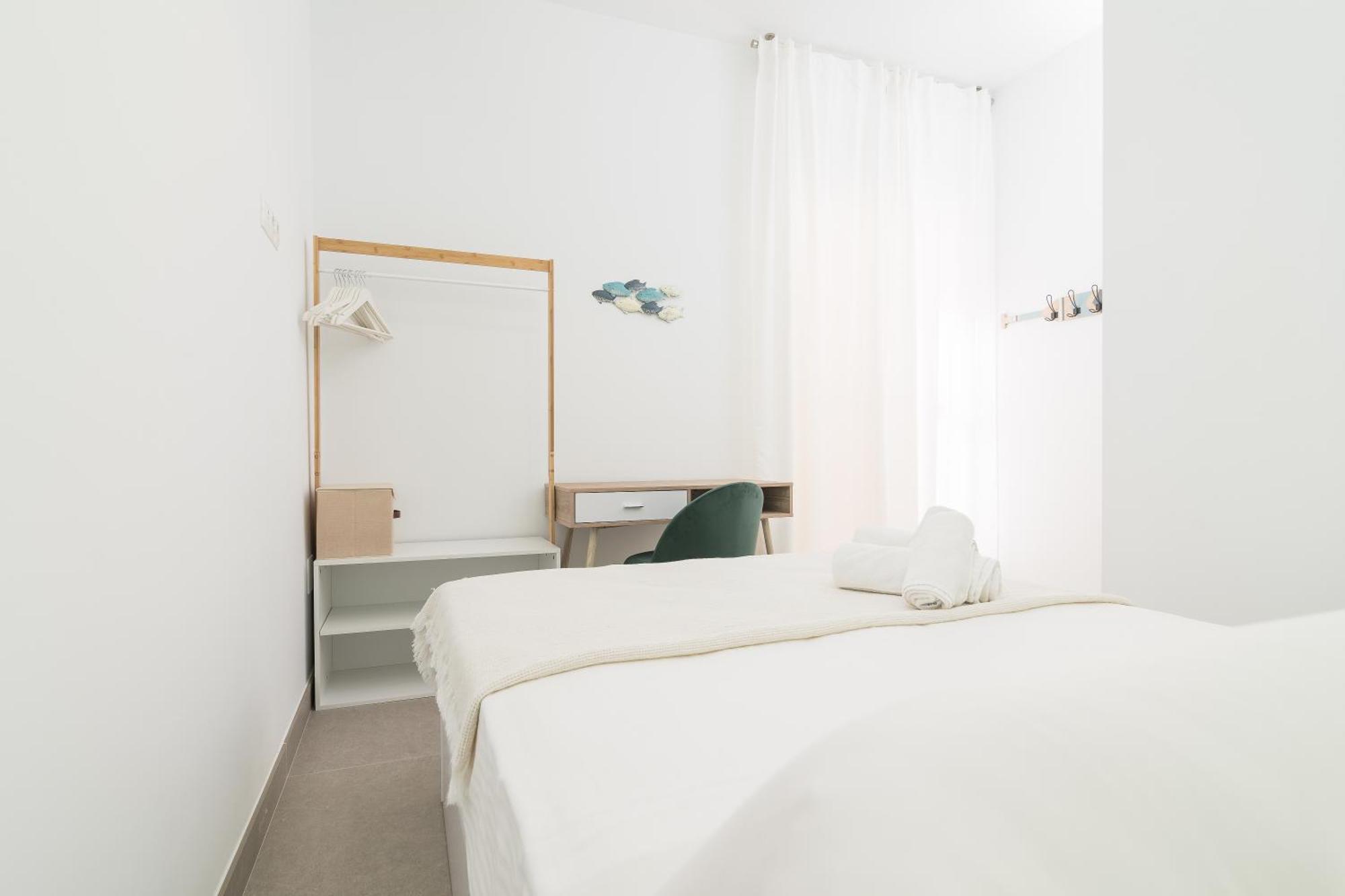 Suite Homes Alice Valentin Малага Екстериор снимка
